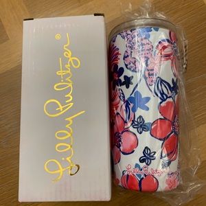 Lilly Pulitzer 16 oz stainless tumbler in Party Like a Lobstar print, new in box